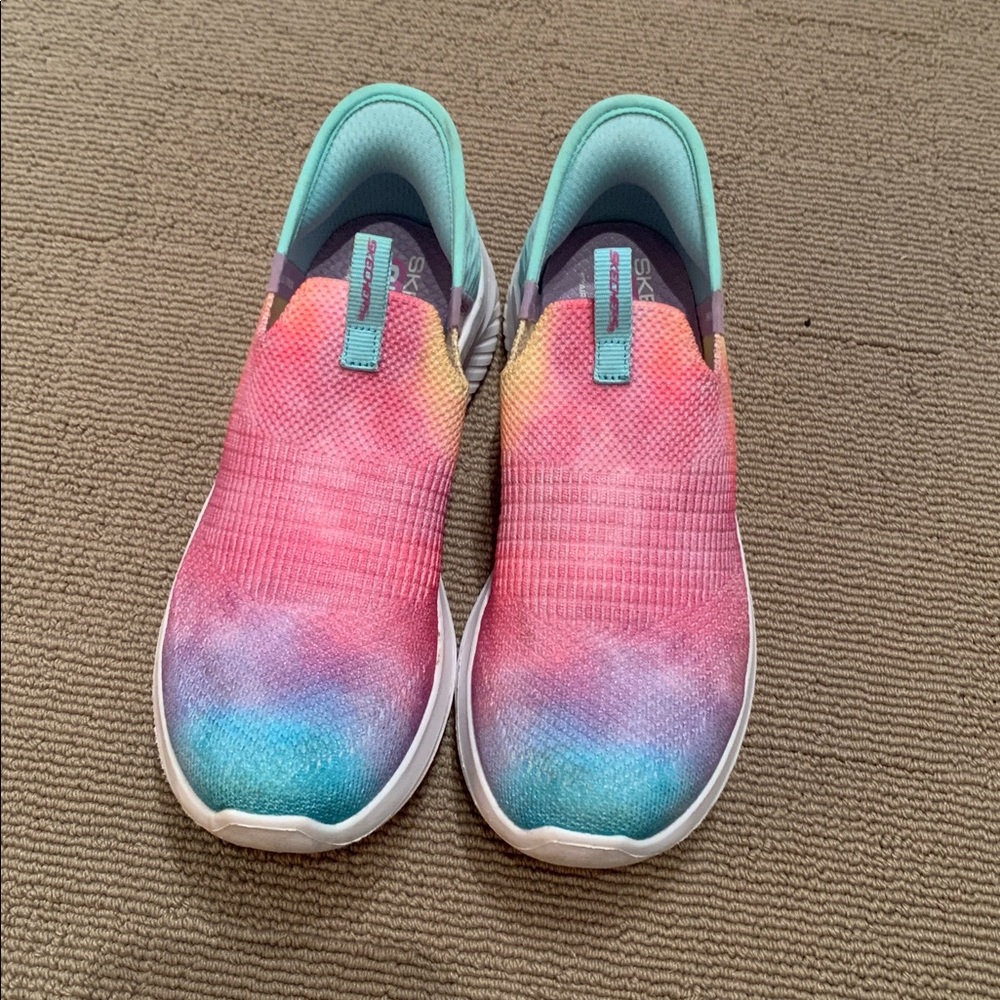 Girls Skechers slip-in shoes rainbow. size 1. Like new. Smoke free home.